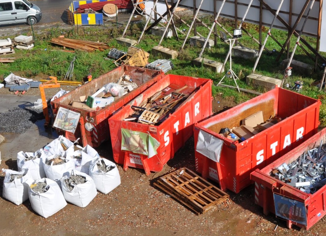 Gesorteerde afvalinzameling containers