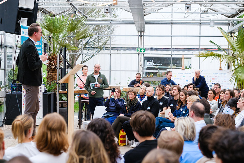 Huren en delen in actie