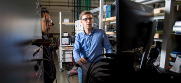 2 studenten aan de hogeschool