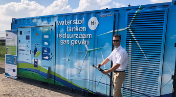 Mobiel waterstoftankstation van Interreg-project 'Waterstofregio 2.0'
