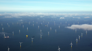 Noordzee met windmolens