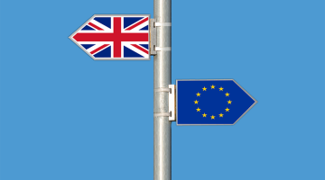 Vlag van Engeland en vlag van Europese Unie